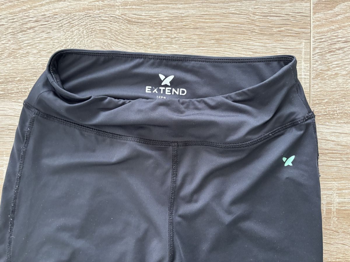Pantaloni: 3 Trainerhosen / Turnhosen Gr 146 – Usato da Ebikon venduto da Regipe 2