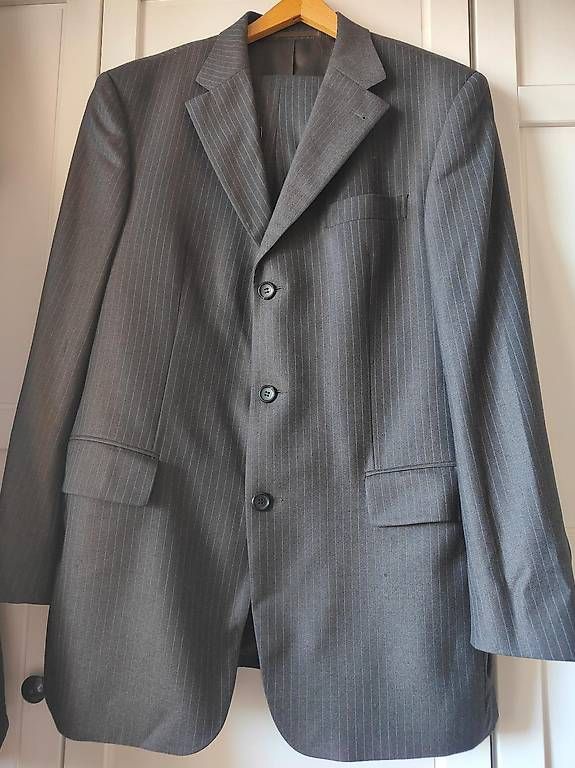 Completi: Anzug Windsor – Usato da Ostermundigen venduto da verkauefer