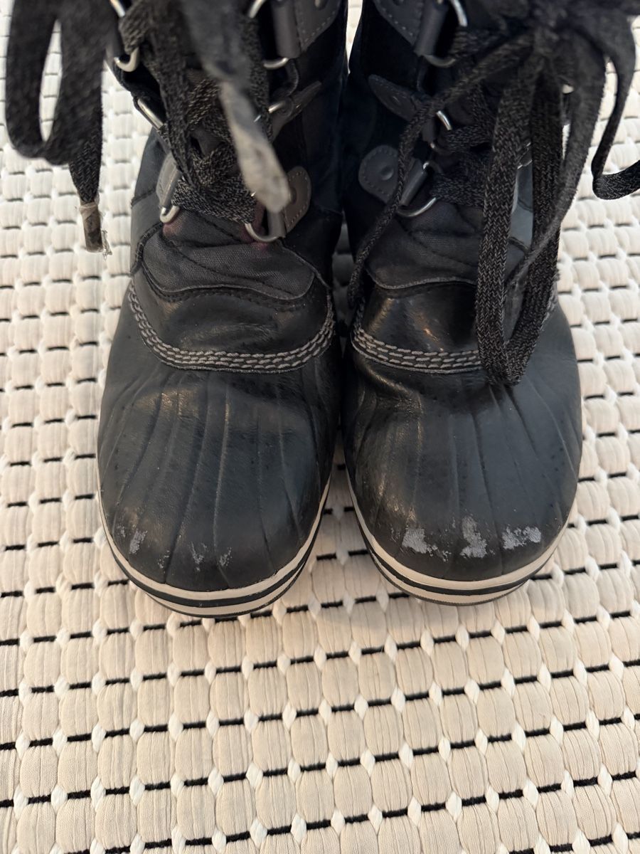Sorel Scarpe per ragazze: Sorell Winterstiefel Boots Kinder, Gr 38 – Usato da Zürich venduto da Phil2000x 2