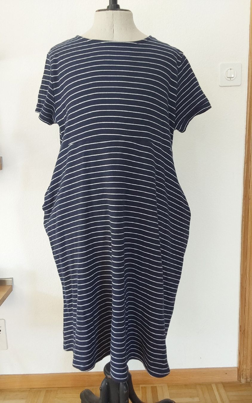 Vestiti: Kleid dunkelblau 46 Baumwolljersey – Usato da Köniz venduto da scopello12