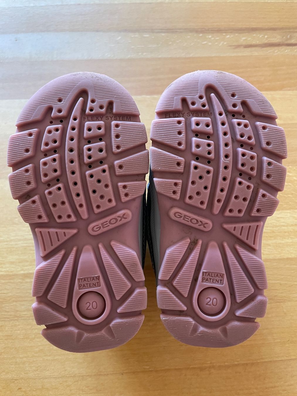 Geox Scarpe per ragazzi: Winterschuhe Geox Gr. 20 – Usato da Wil SG venduto da Homer_j 3