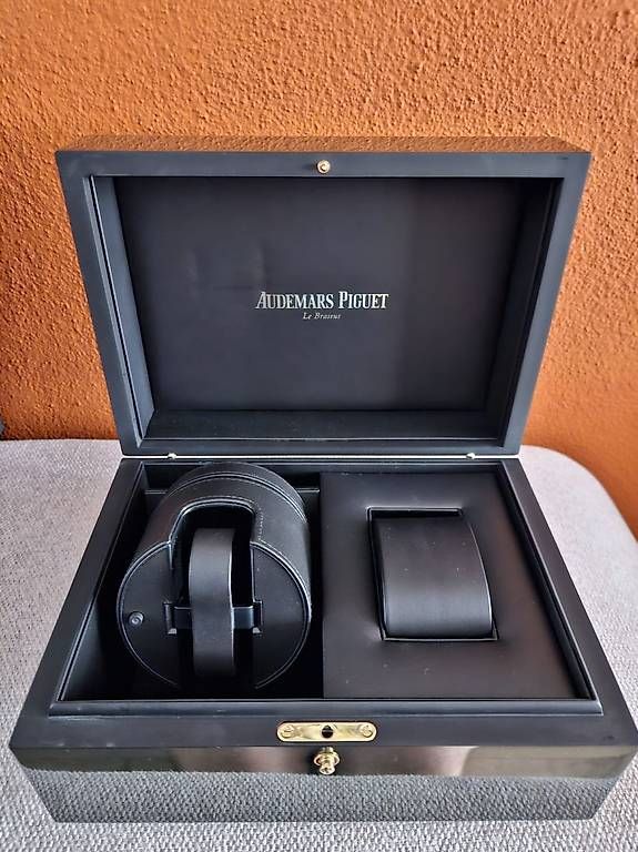 Audemars Piguet Scatole porta orologi: Audemars Piguet Uhrenbox – Usato da Zunzgen venduto da Vicehead77