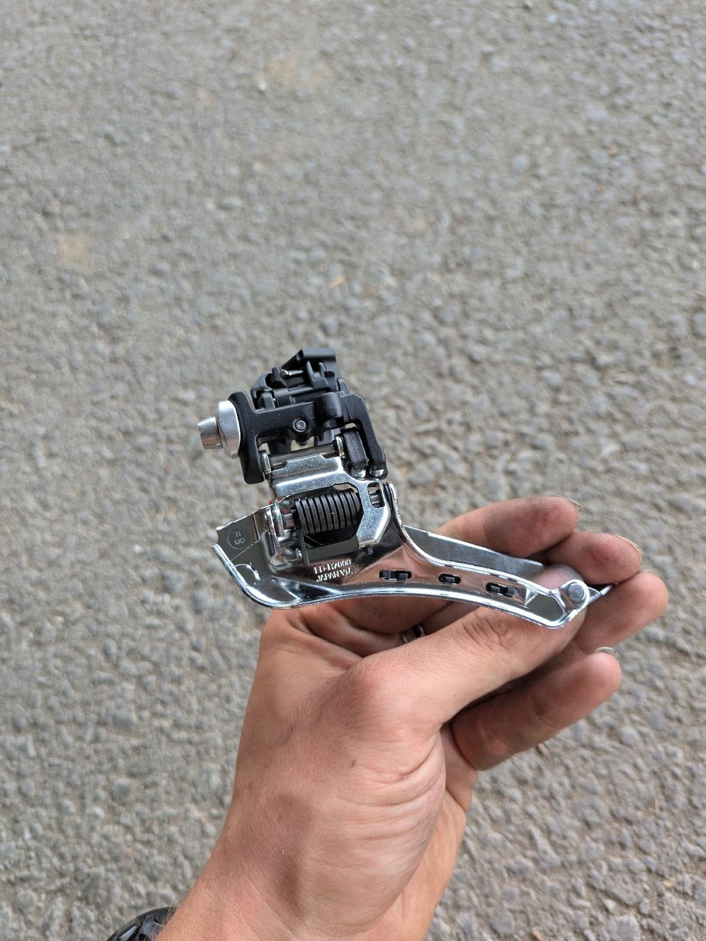 Pezzi di ricambio: Front derailleur Shimano FD-R7000-F – Nuovo e nell'imballaggio originale da Cartigny venduto da vai_f2gv 3