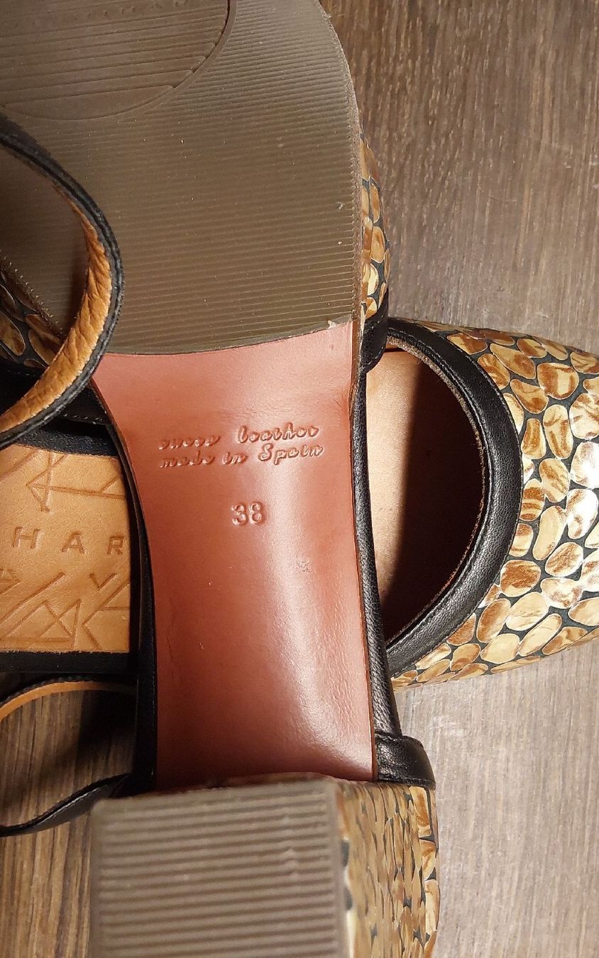 Chie Mihara Scarpe da donna: Pumps Chie Mihara 38 neu – Nuovo e nell'imballaggio originale da Köniz venduto da scopello12 5