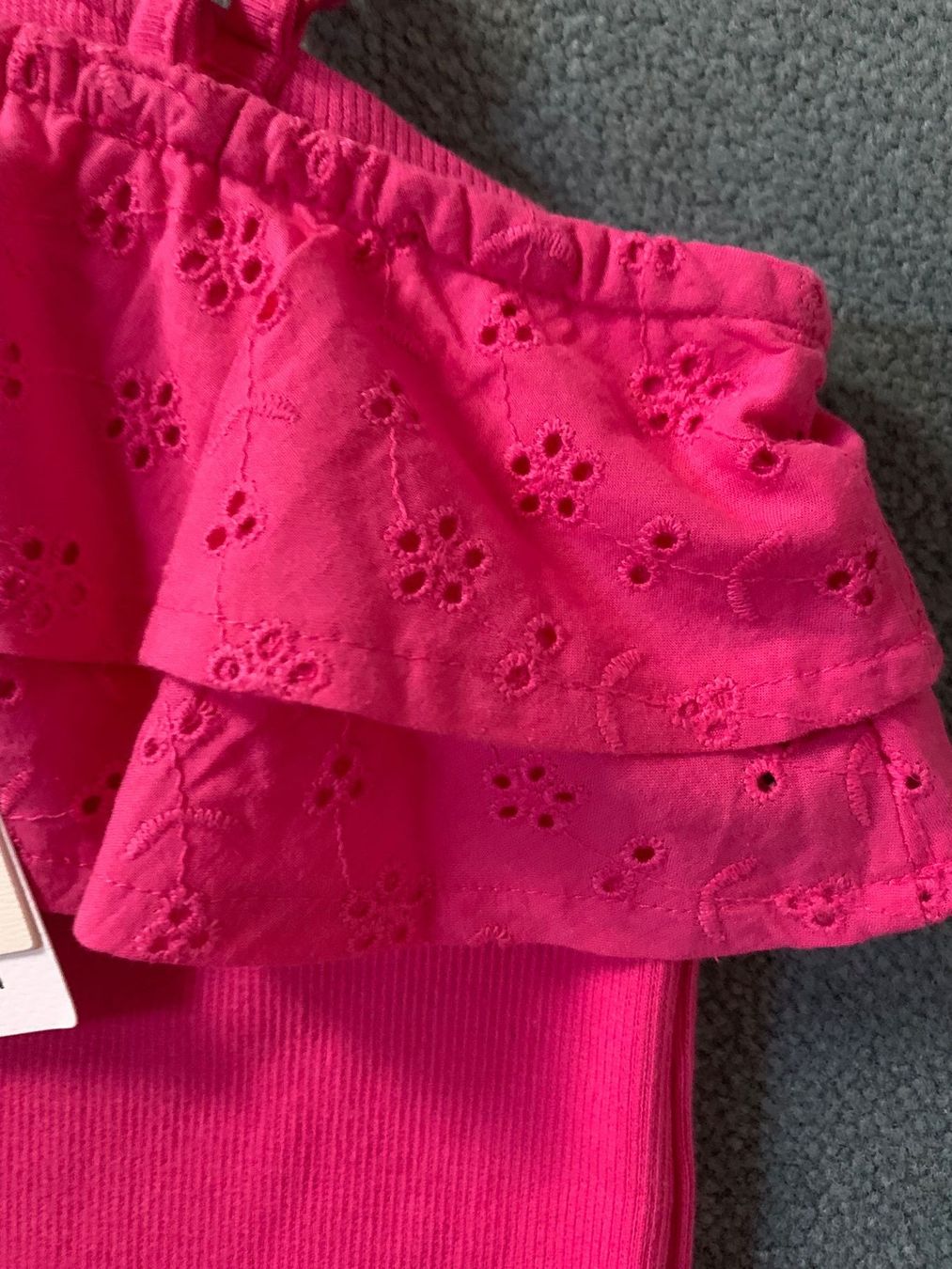 We Vestiti & Gonne: Kleid One-Shoulder, pink, Mädchen 134/140 – Nuovo e nell'imballaggio originale da Wiesendangen venduto da Babalegi 3
