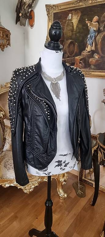 Jacken: Damen Kunstleder Jacke mit Nieten – Gebraucht aus Kaufdorf von Nati-Nati 1