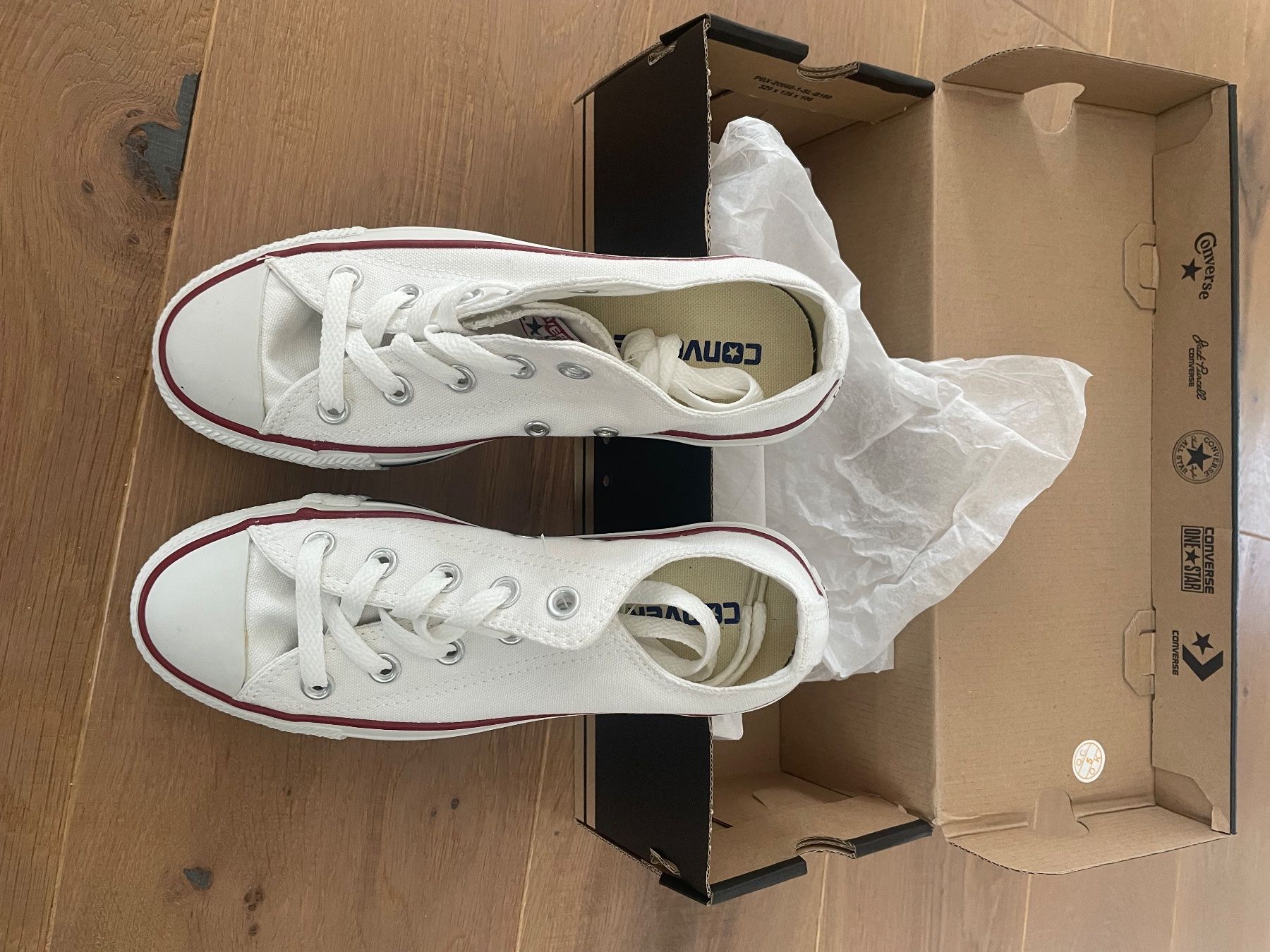 Herrenschuhe: Converse Weiss – Neu und originalverpackt aus Zürich von Fabian.W