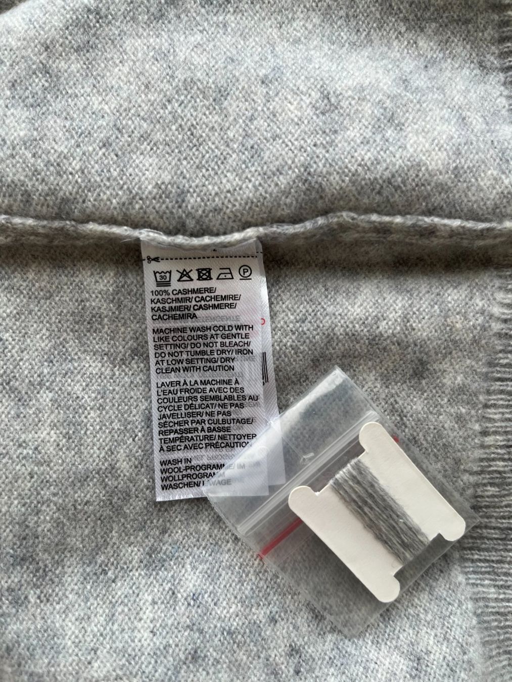 Maglioni & Felpe: Pullover von Adagio 100% Kaschmir – Nuovo e nell'imballaggio originale da Zürich venduto da Paracel01 6