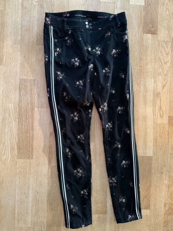 Spende Theodora Stiftung -Marc Cain Hose Blumenstreifen Gr.S