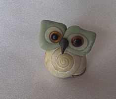 Eule Figur Handgemacht sitzt auf der schnecke wunder schön