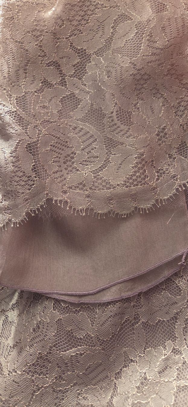 Valentino Pantaloni: Hose aus Spitze VALENTINO Gr.40 – Nuovo e nell'imballaggio originale da Wettswil venduto da doe_x6nz 6