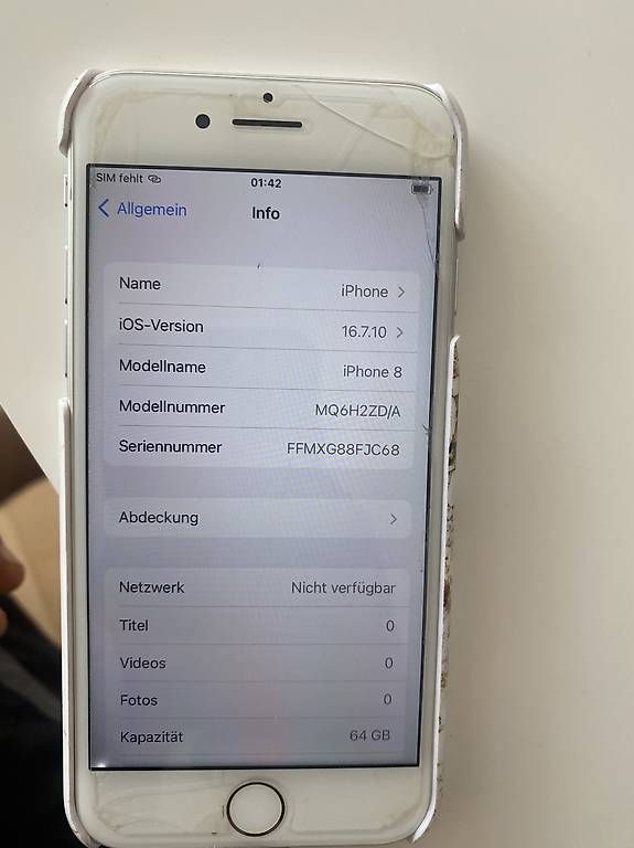 Telefoni cellulari / Smartphones: iPhone 8, top Zustand Batterie 89% – Usato da Zürich venduto da ER- 6