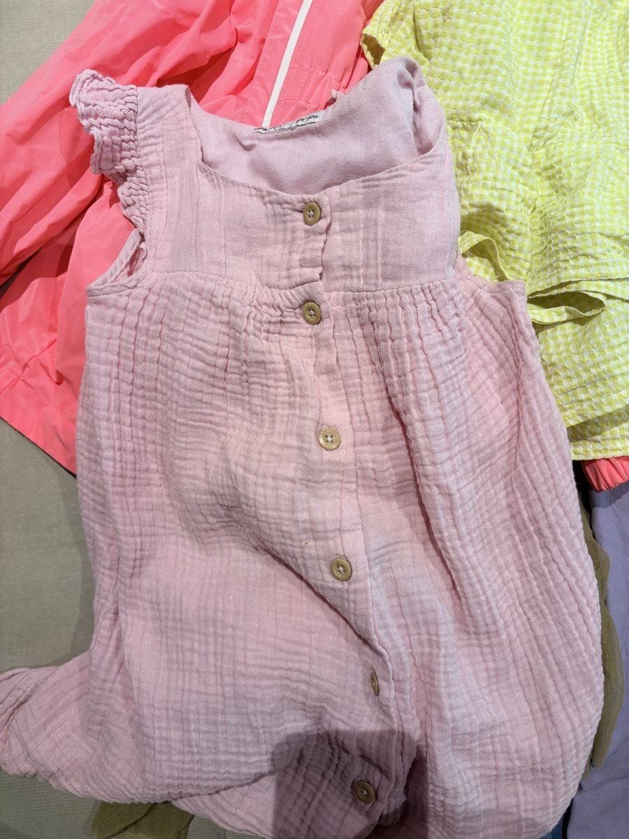 H&M Kleiderpakete & -sets: Mixed Girls Clothing Bundle Assorted Items – Gebraucht aus Binningen von chr_g6n2 1