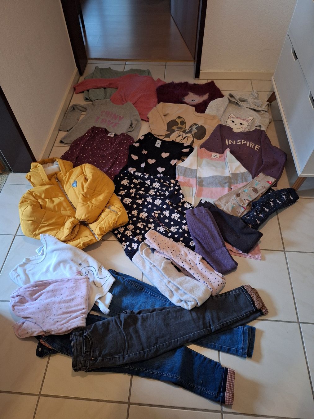 Lotti & Set di vestiti: Mädchenkleidung Winterset Gr. 122/128  – Usato da Kreuzlingen venduto da nissie88