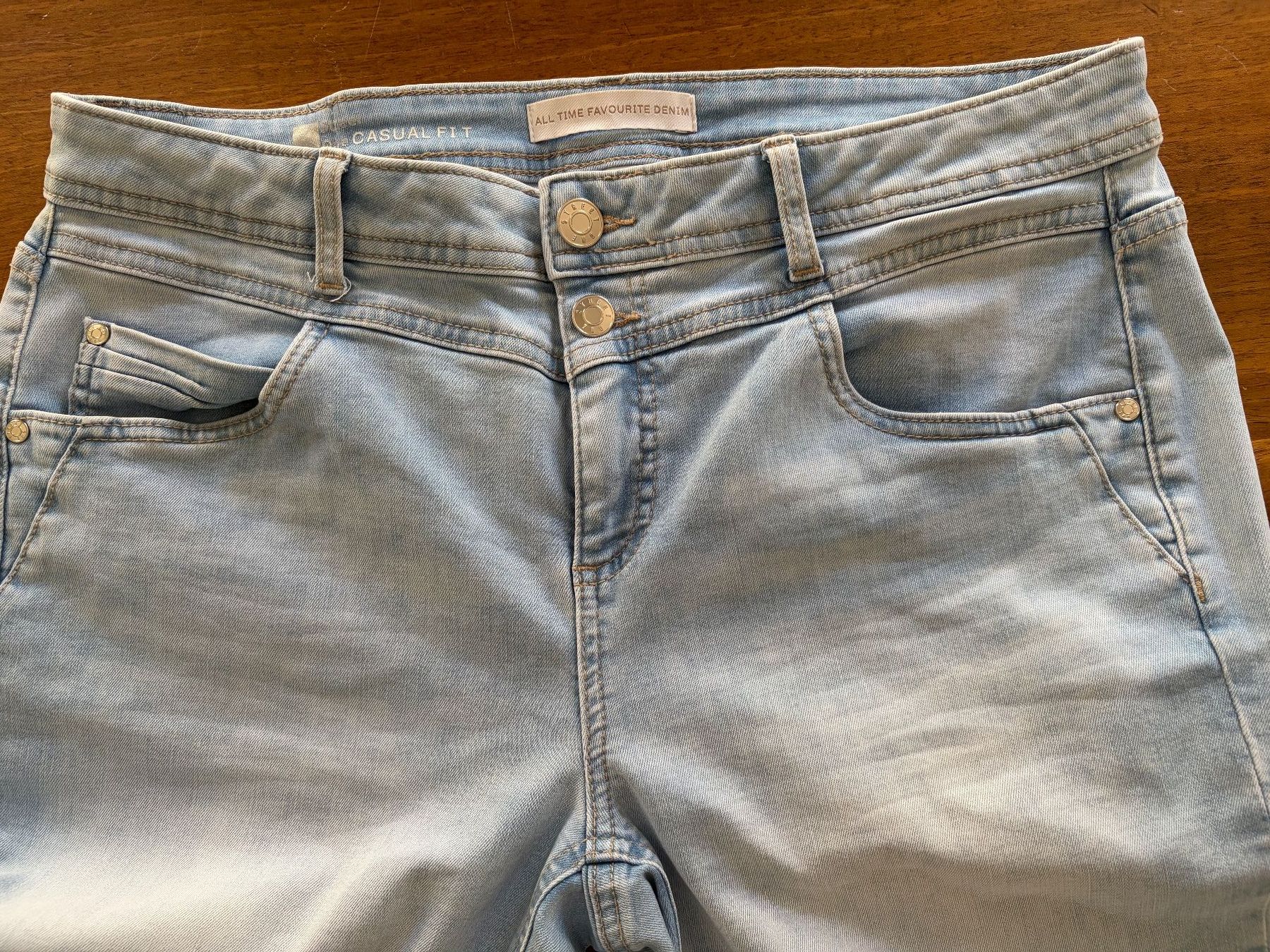 Jeans: Street One CASUAL FIT  Bermuda – Gebraucht aus St.Gallen von Boergie 2
