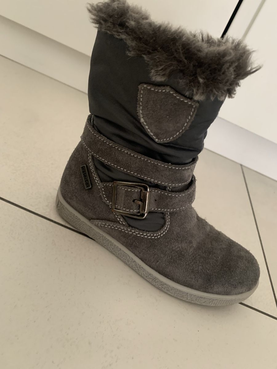 Scarpe per ragazze: 3 Paar Mädchen Herbst/Winter Schuhe, Gr. 26/27 – Usato da Baden venduto da nicolenia 5