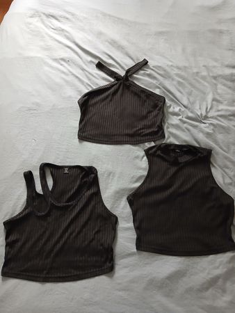 Lot de 3 tops côtelés noirs, taille 0XL, parfait pour l'été!