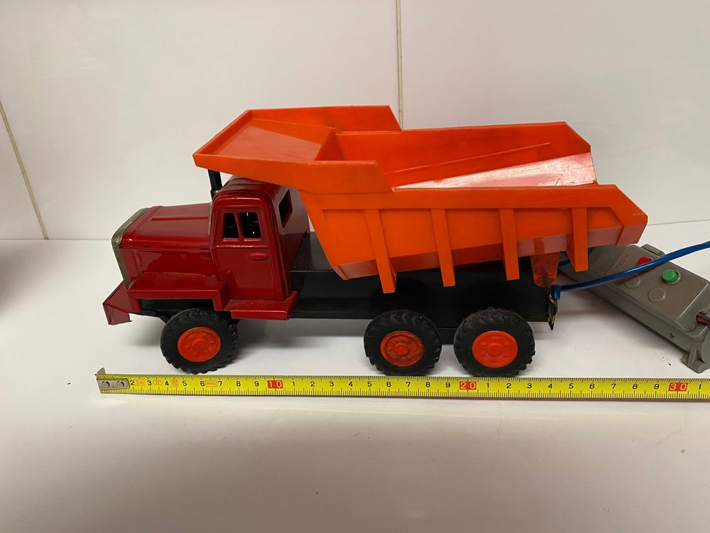 LKW Kipper Japan mit Fernbedienung teils def. 94 lesen 2
