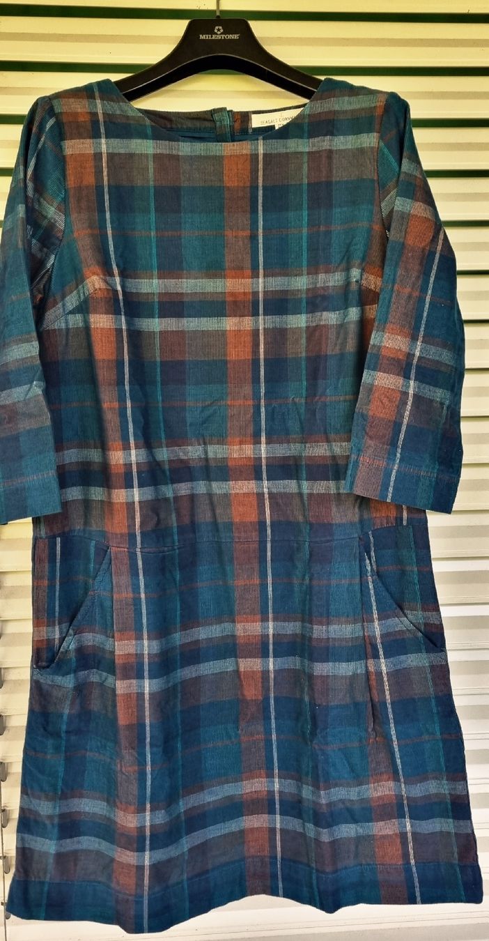 Vestiti: Baumwoll Kleid / kariert / Gr. 38-40 – Usato da Gipf-Oberfrick venduto da Brogle-Larson