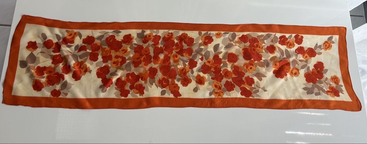 Foulards, Tücher & Schals: Floral scarf orange cream rose pattern silk blend good – Neu (gemäss Beschreibung) aus Saland von ele_vc96