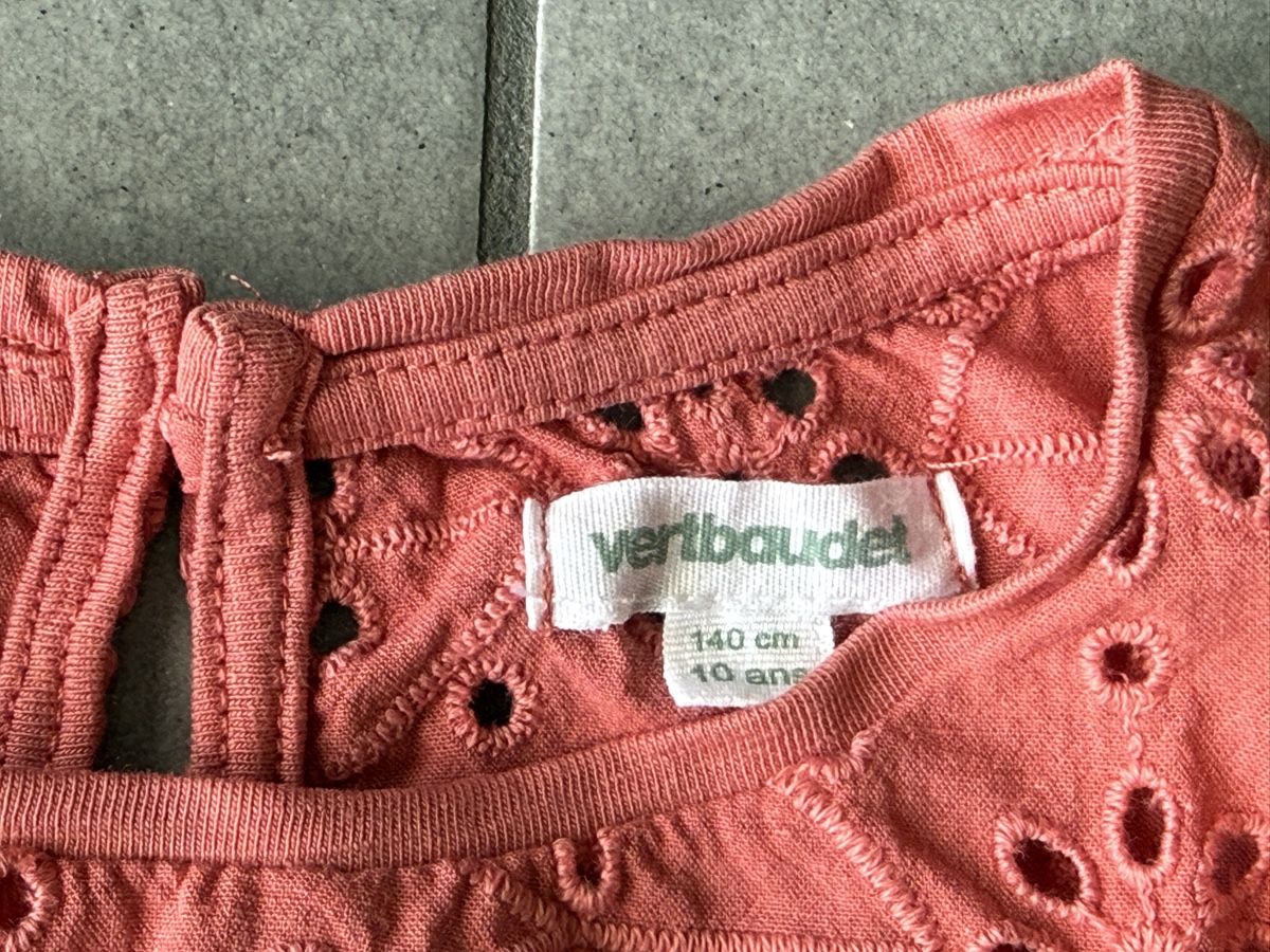 Vertbaudet Kleider & Röcke: Kleid Grösse 140 – Gebraucht aus Mägenwil von Bienchen8 2