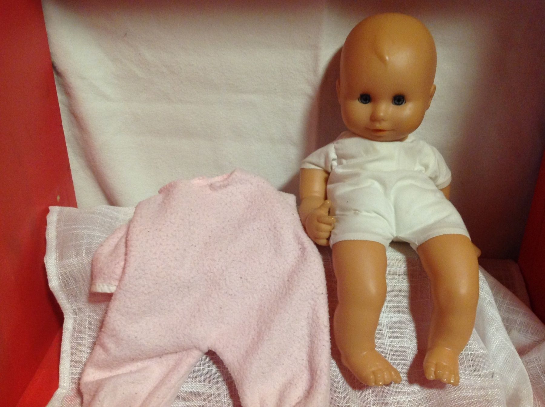 Puppen: Très joli bébé Lilou 37cms – Gebraucht aus Genève von pilarina 3