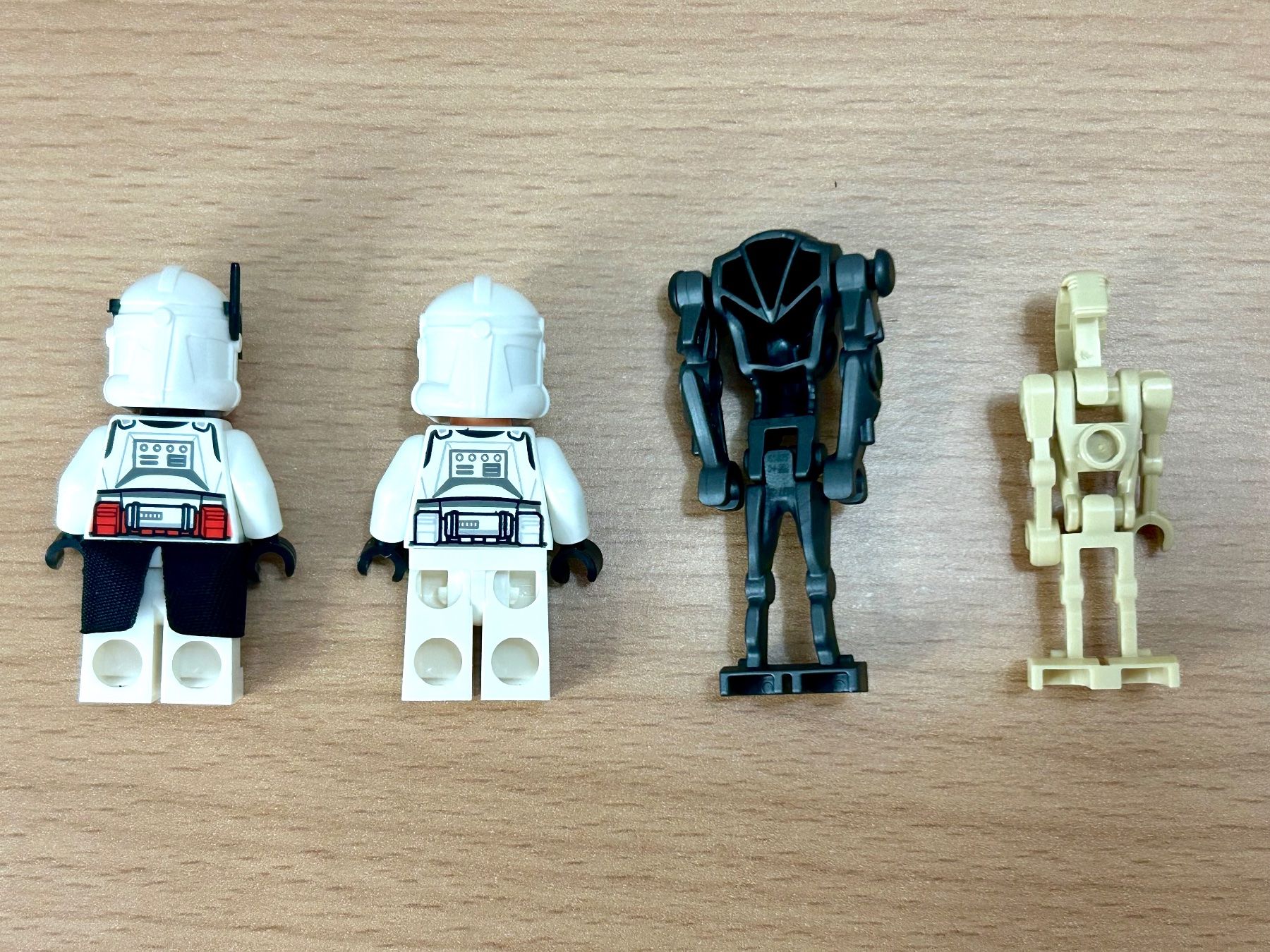 Lego Kit di costruzioni: Lego Star Wars minifigs - "Agressive negociations" pack – Nuovo (secondo la descrizione) da Genthod venduto da daz_world 5