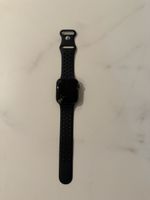 Apple Watch Series 4 GPS 44mm Aluminium defektes Display