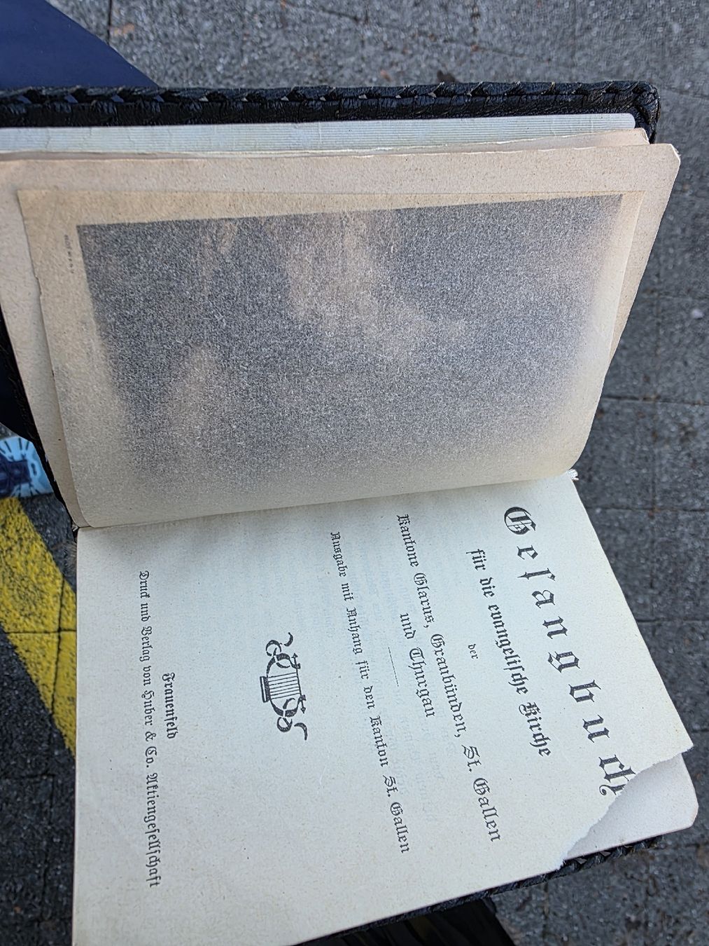 Libri: Antikes Gesangbuch Schweiz, Leder, Goldschnitt – Usato da Arbon venduto da ali_nd8l 3