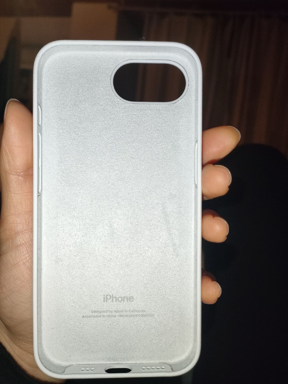 Apple Coques & Protection écran: Original Apple iPhone 16 Pro Silikon Hülle - Weiss – D'occasion à Wil SG par Peachy 1