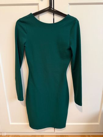Rückenfreies Kleid