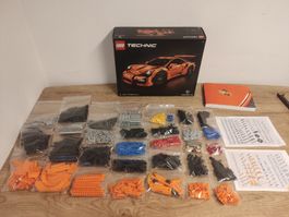LEGO ® Technic ® 42056 Porsche 911 GT3 RS