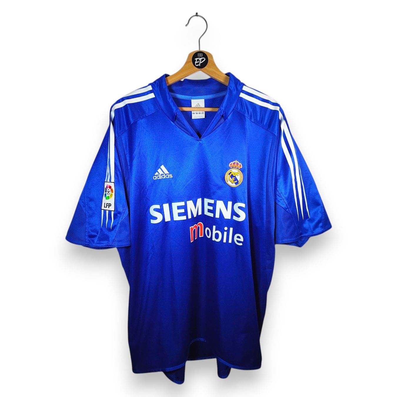 Real Madrid Canottiere & Pantaloni: Original 2004-05 Real Madrid Third Trikot Zidane – Usato da Martigny venduto da eternalpitch 1