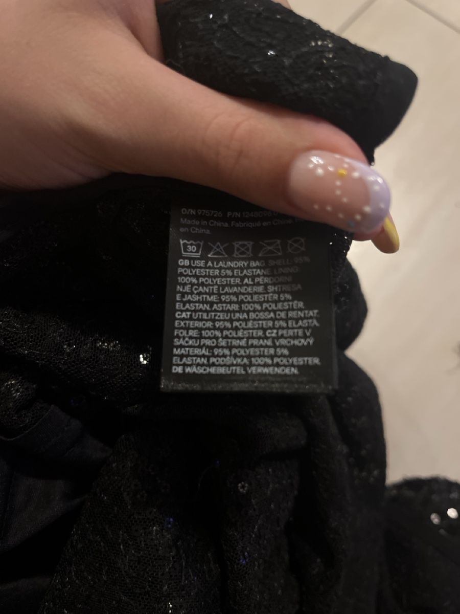 H&M Gonne: jupe doublée H&M – Nuovo (secondo la descrizione) da Icogne venduto da Molfo 4
