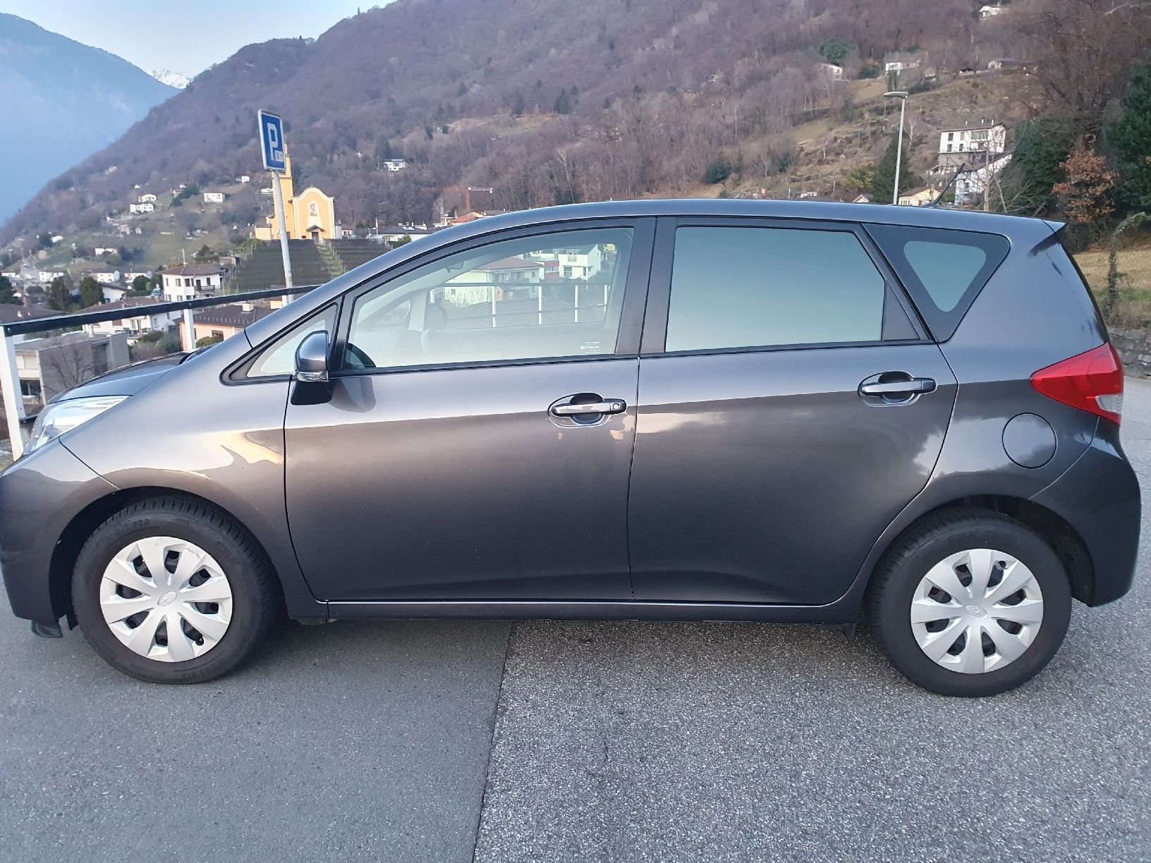 Subaru Autos: Subaru Trezia 1.33 Swiss – Gebraucht aus Giubiasco von Pegasus_03 1