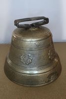 Traditionelle Glocke gebrauchter Zustand