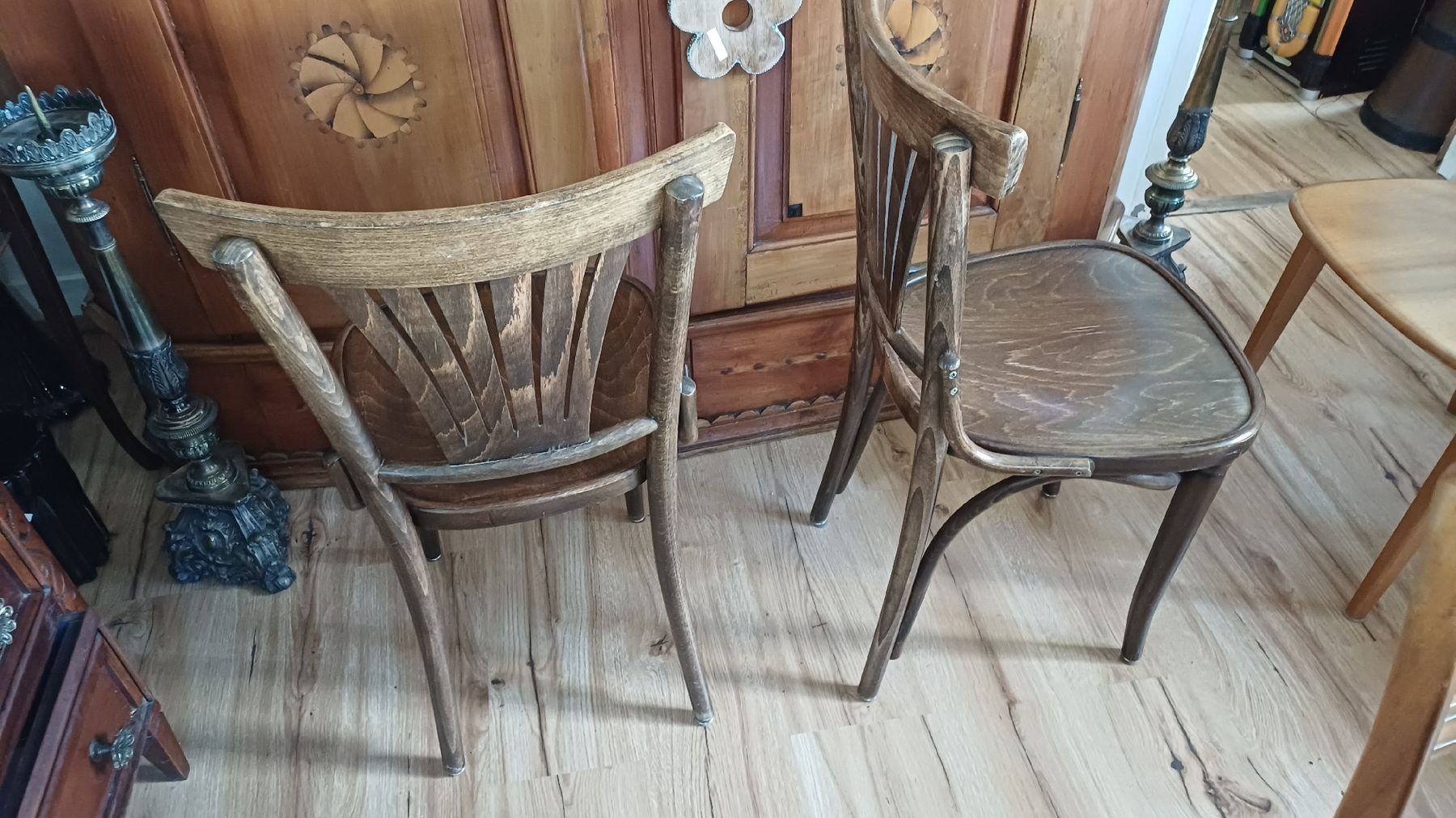 Sedie: 2 Vintage Bistrostügle – Usato da Flawil venduto da Pinkmalibu 3