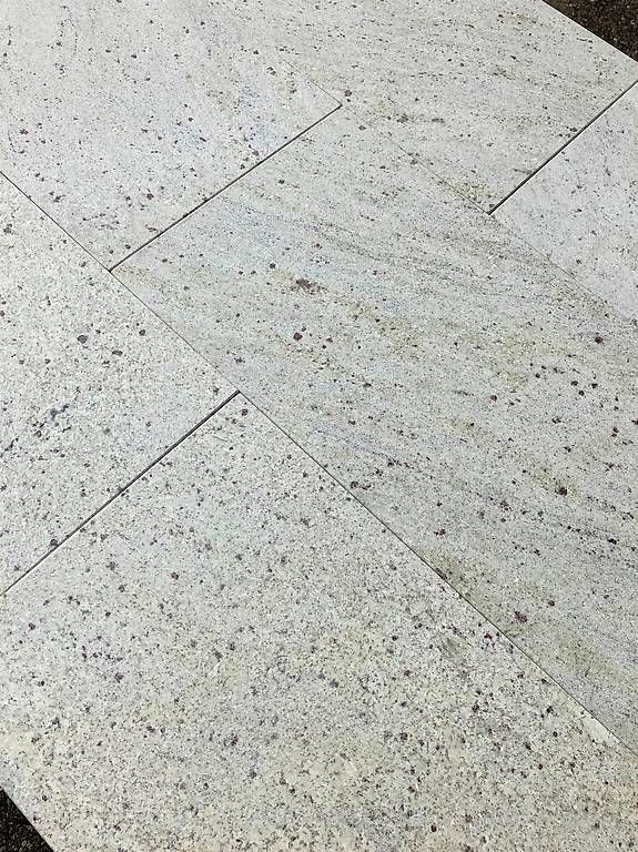 Rivestimenti per pavimenti: Kashmir White satiniert, Naturstein Bodenplatten, pro m2 – Nuovo e nell'imballaggio originale da Volketswil venduto da Eckardt_Natursteine 1