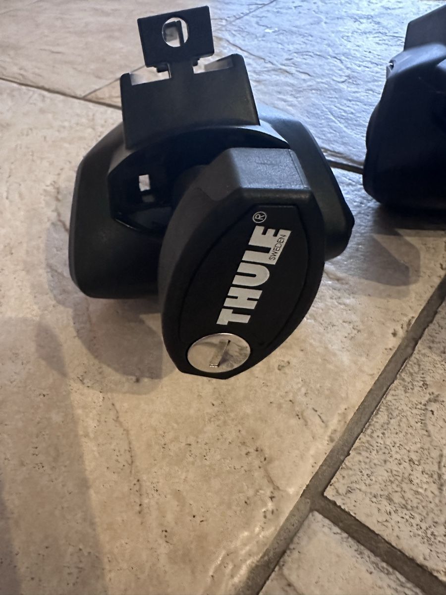 Thule Barres de toit: Thule Rapid Railing 757 – D'occasion à Horw par rexusto 1