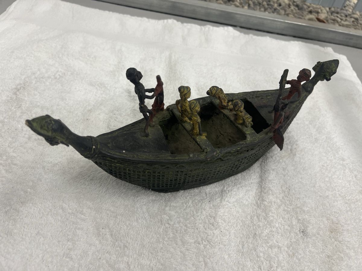 Statuette: Altes afrikanisches Boot,Bronzeguss-Handarbeit,Deko! – Usato da Zürich venduto da Privat_13 8