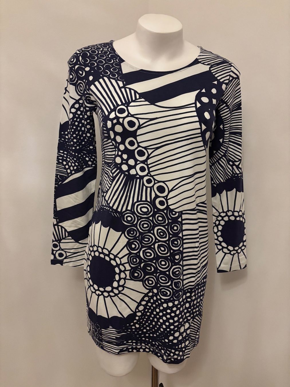 Marimekko T-shirts: Marimekko Shirt – D'occasion à Wetzikon par wir5Frauen