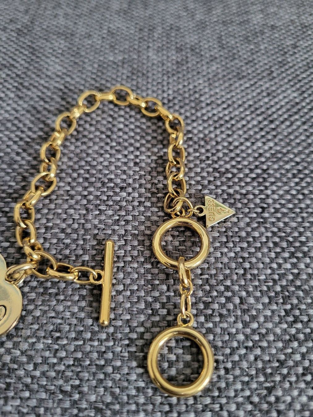 Guess Altri gioielli: Original Guess Armband – Usato da Täuffelen venduto da Val_sells_it 1