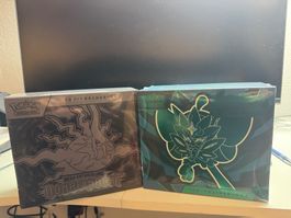 Zwei originale Pokémon Top-Trainer-Boxen (ETB)