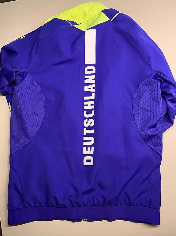 Adidas Jacken: DSV Trainingsjacke von Adidas – Gebraucht aus Buochs von Tschewy 3
