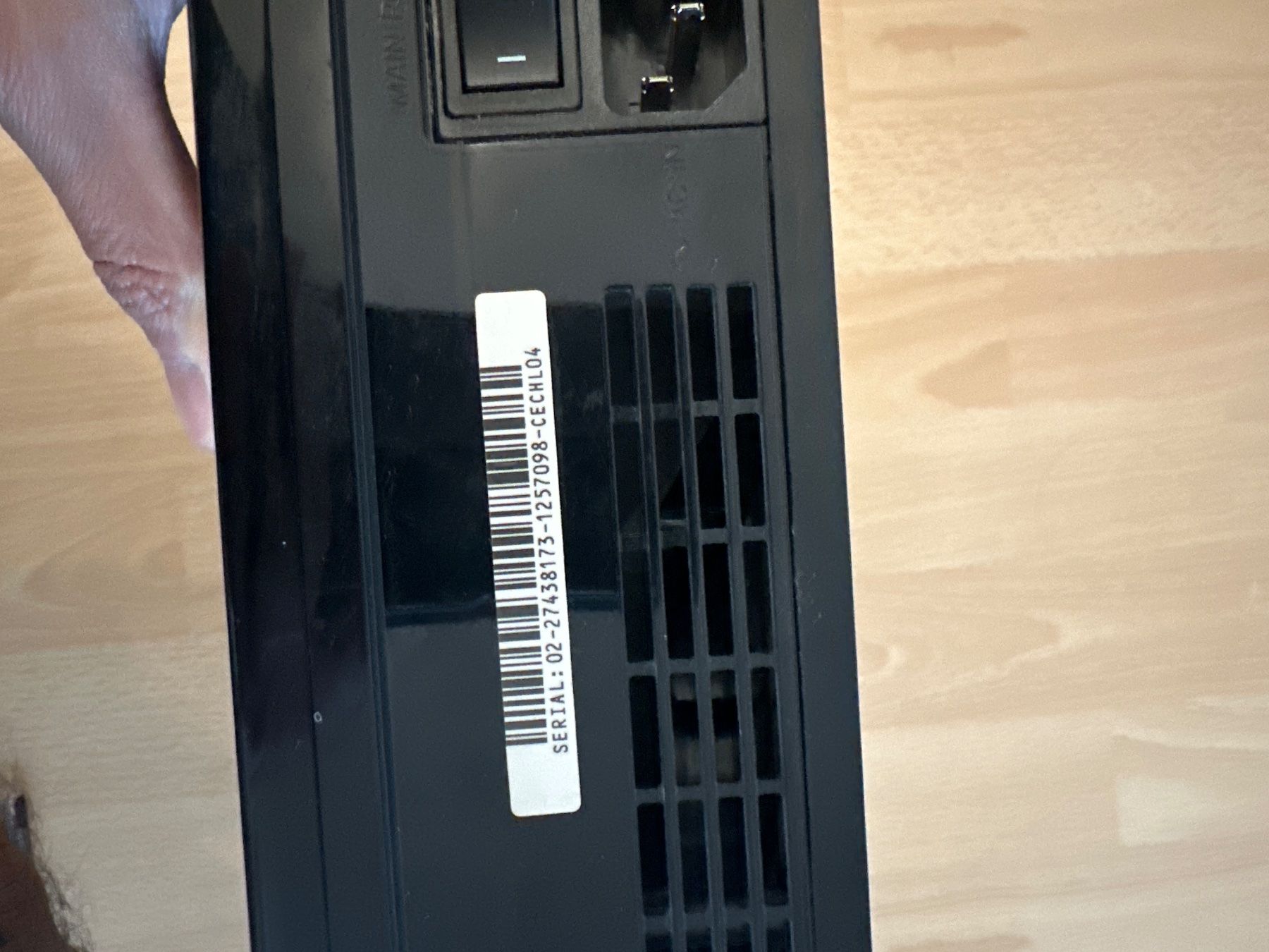 Sony Konsolen: PS3 Konsole – Gebraucht aus St.gallen von taduz 3