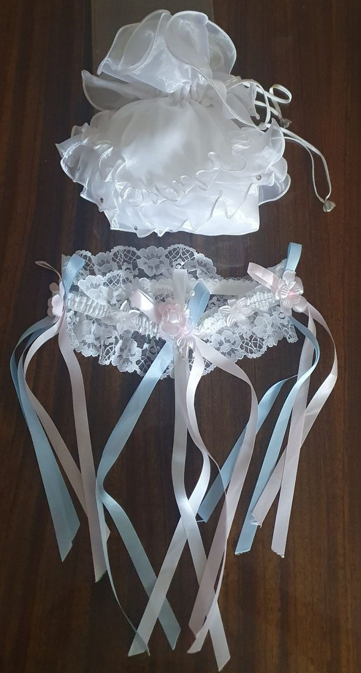 Robes: Robe de mariée et accessoires – D'occasion à Pully par Winzy 5