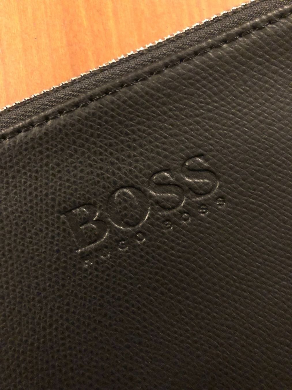 Hugo Boss Borse: Borsa per laptop / viaggio o altri oggetti – Nuovo e nell'imballaggio originale da Meilen venduto da val_tsv8 2