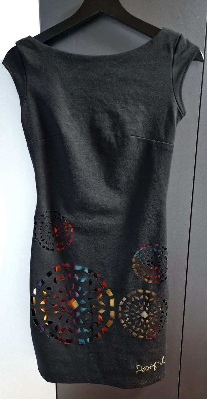 Desigual Vestiti: DESIGUAL KLEID GR S, XS – Nuovo e nell'imballaggio originale da Chur venduto da car_5clc