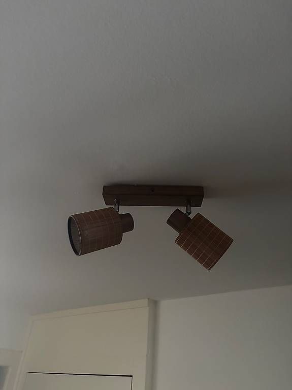 Lampadari & plafoniere: Deckenlampe mit 2 Spots, Holzoptik, verstellbar – Usato da Basel venduto da sab_6wfg