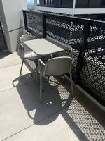 Table and chairs for garden/balcony